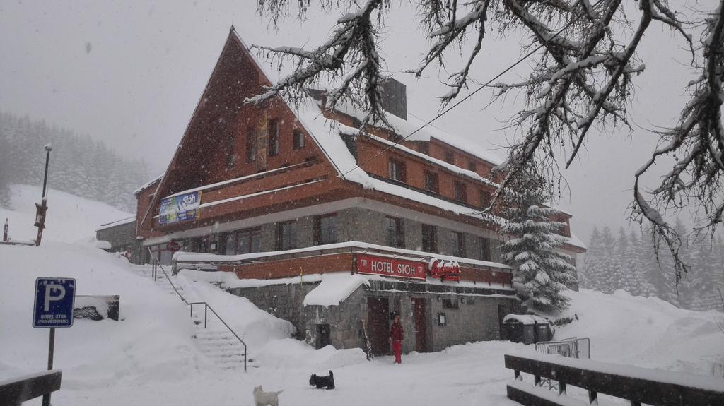 Hotel Stoh Spindleruv Mlyn Bagian luar foto