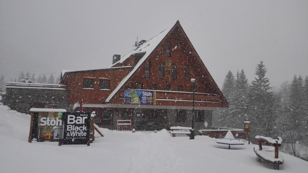 Hotel Stoh Spindleruv Mlyn Bagian luar foto