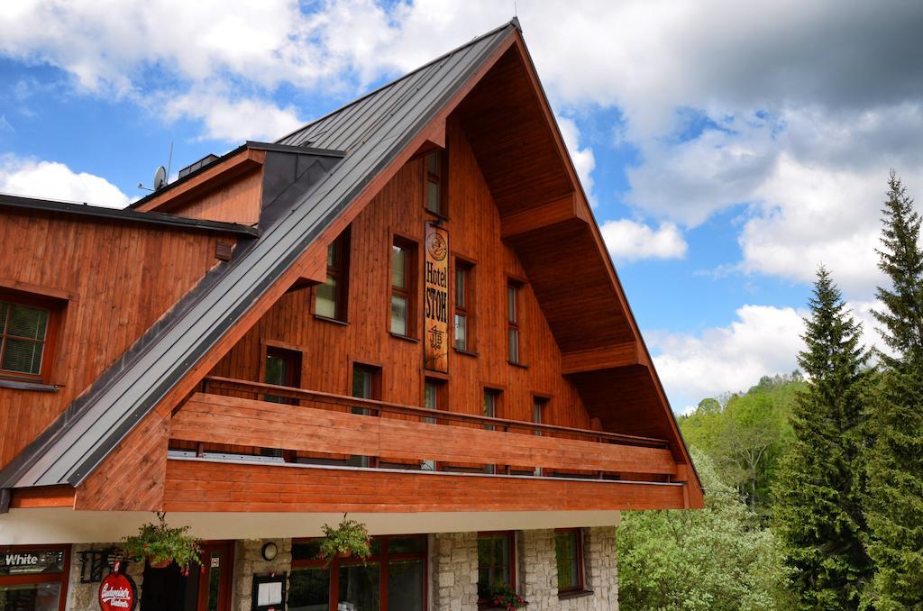 Hotel Stoh Spindleruv Mlyn Bagian luar foto
